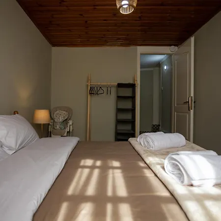 Σπίτι Με Κήπο Στους Γόμφους Τρικάλων