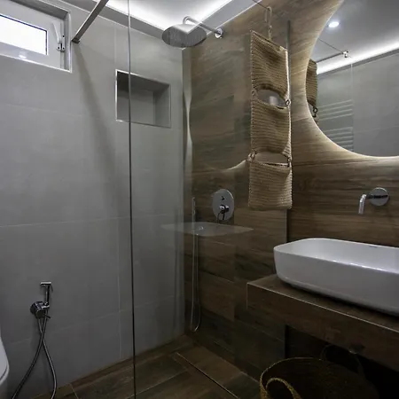 Σπίτι Με Κήπο Στους Γόμφους Τρικάλων * Gomfoi