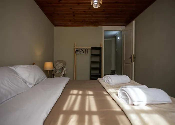 Σπίτι Με Κήπο Στους Γόμφους Τρικάλων